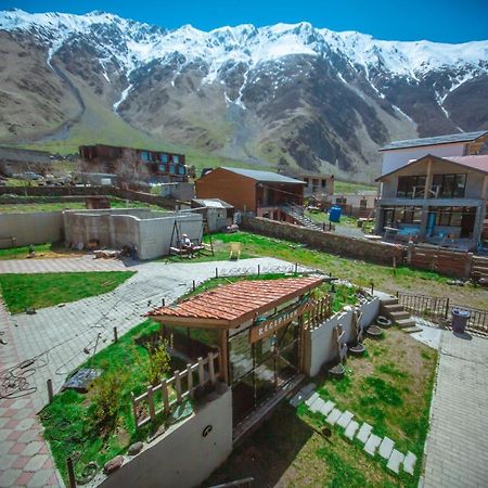 Vache Hotel Kazbegi Ngoại thất bức ảnh