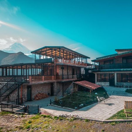 Vache Hotel Kazbegi Ngoại thất bức ảnh