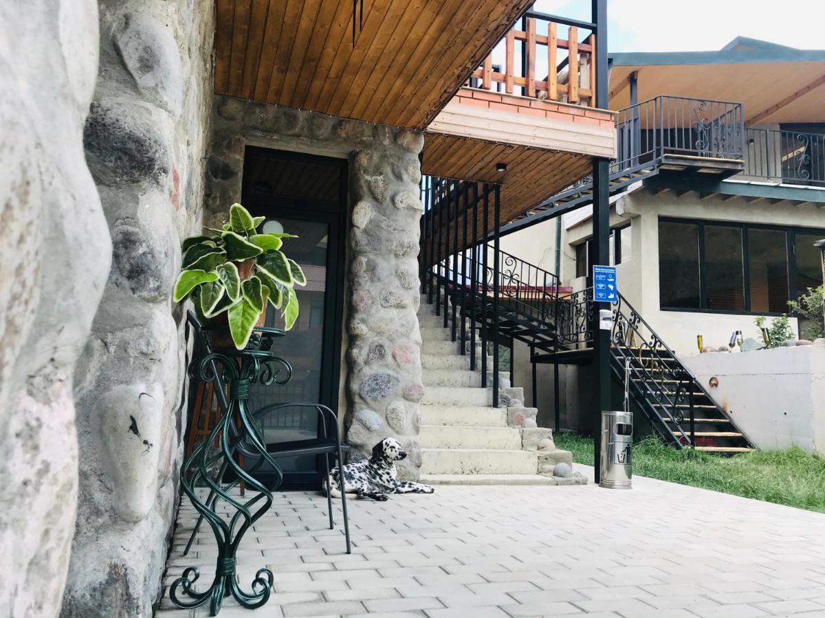 Vache Hotel Kazbegi Ngoại thất bức ảnh