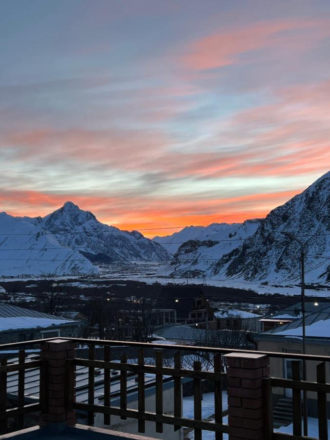 Vache Hotel Kazbegi Ngoại thất bức ảnh