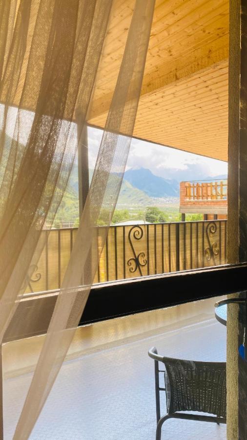 Vache Hotel Kazbegi Ngoại thất bức ảnh