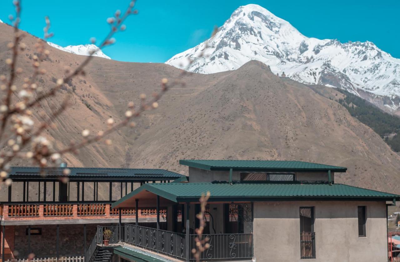 Vache Hotel Kazbegi Ngoại thất bức ảnh