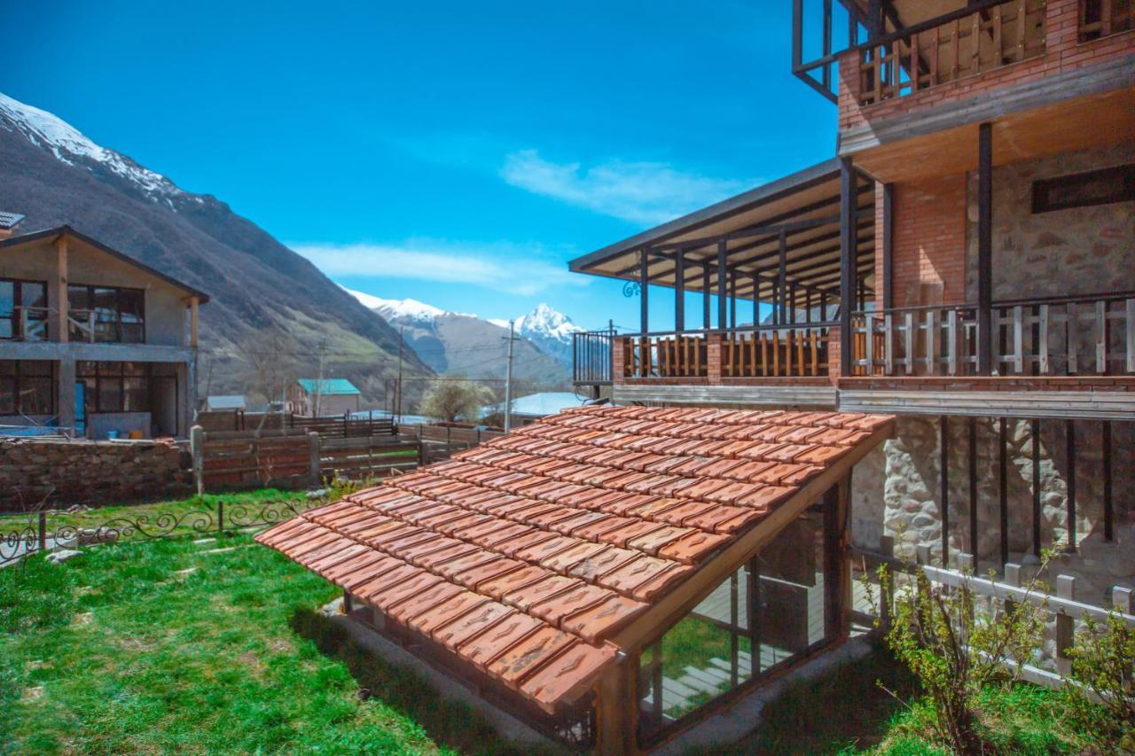 Vache Hotel Kazbegi Ngoại thất bức ảnh